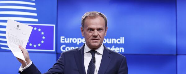 European Council President Donald Tusk holds a news conference after receiving British Prime Minister Theresa May's Brexit letter in notice of the UK's intention to leave the bloc under Article 50 of the EU's Lisbon Treaty to EU Council President Donald Tusk in Brussels, Belgium March 29, 2017. - Sputnik Moldova-România