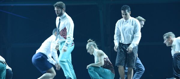 Цирк дю Солей приподнял завесу тайны над своим шоу Цирк дю Солей приподнял завесу тайны над своим шоу - Sputnik Молдова