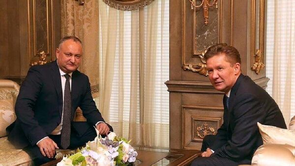 Президент Молдовы Игорь Додон и председатель правления ОАО Газпром Алексей Миллер - Sputnik Молдова