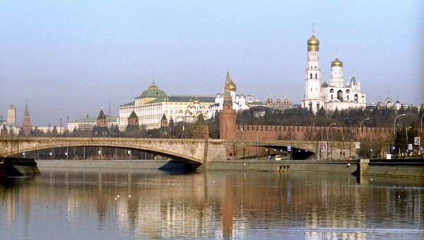 Вид на Московский Кремль и Большой Москворецкий мост - Sputnik Молдова