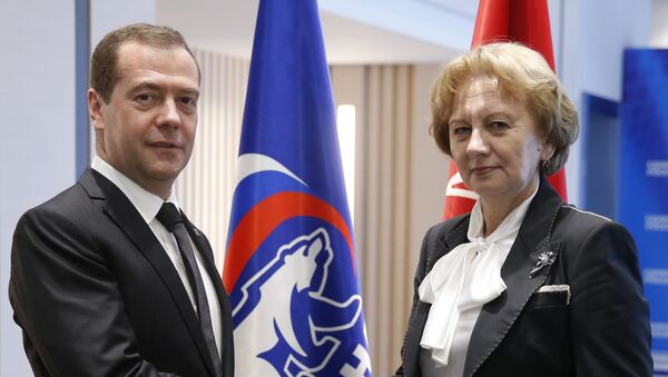 Prim-ministrul rus, Dmitri Medvedev, s-a întâlnit cu Zinaida Greceanâi - Sputnik Moldova
