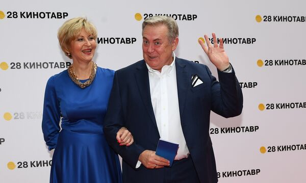 Открытие 28-го Открытого Российского кинофестиваля Кинотавр - Sputnik Молдова