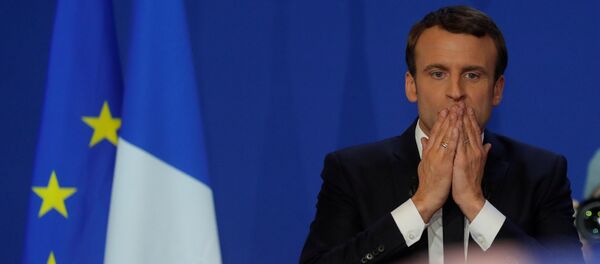 Эммануэль Макрон, кандидат на президентских выборах в 2017 году, после первого раунда президентских выборов Франции в Париже - Sputnik Молдова