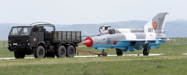 МИГ 21 в Румынии МИГ 21 в Румынии - Sputnik Молдова