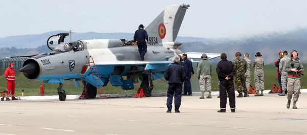 МИГ 21 в Румынии МИГ 21 в Румынии - Sputnik Молдова