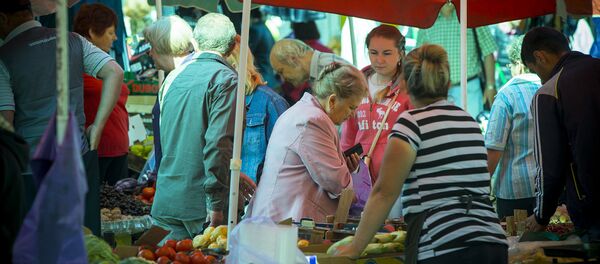 уличные торговцы - Sputnik Moldova