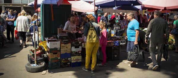 уличные торговцы - Sputnik Молдова