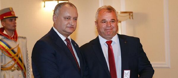 Президент Молдовы наградил ветеранов Афганистана - Sputnik Молдова