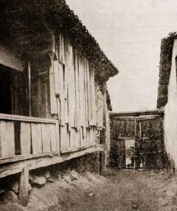 Кишинев. Дом на улице Минковской (сейчас это ул. Г. Кошбук). Вид со двора. - Sputnik Молдова