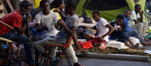 Мигранты в Италии - Sputnik Молдова