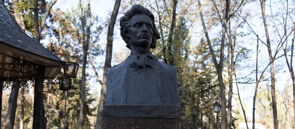 Михай Еминеску - Sputnik Moldova