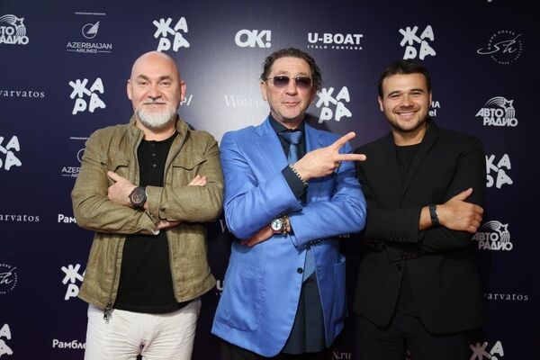 Сергей Кожевников, Григорий Лепс и Эмин на pre-party фестиваля Жара-2017 Сергей Кожевников, Григорий Лепс и Эмин на pre-party фестиваля Жара-2017 - Sputnik Молдова