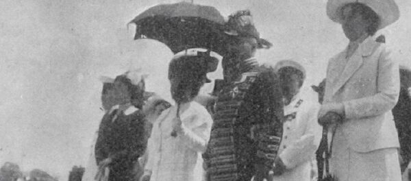 Гофмейстер А. Н. Харузин с супругой на параде войск 16 мая 1912 г на Рышкановской горе. Гофмейстер А. Н. Харузин с супругой на параде войск 16 мая 1912 г на Рышкановской горе. - Sputnik Молдова