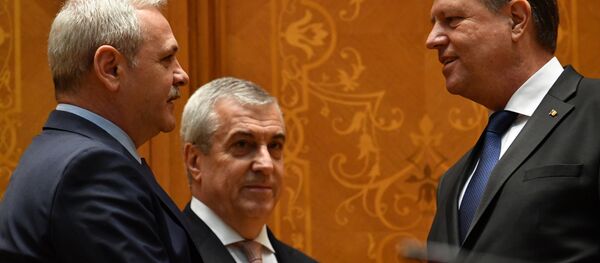 Liviu Dragnea, Călin Popescu Tăriceanu și Klaus Iohannis - Sputnik Moldova-România