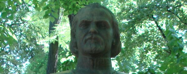 Bustul lui Alexei Mateevici Bustul lui Alexei Mateevici - Sputnik Moldova