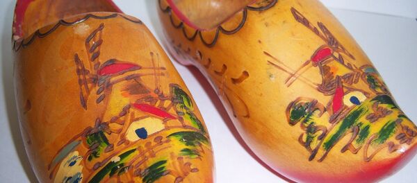 Traditional footwear, Holland - Sputnik Moldova