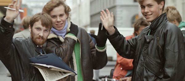 Молодые люди, 1986 - Sputnik Moldova