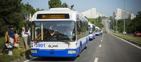 Первый троллейбус в аэропорт - Sputnik Moldova