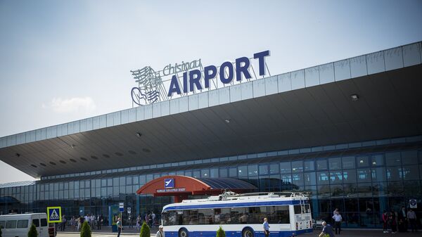 Первый троллейбус в аэропорт  - Sputnik Moldova