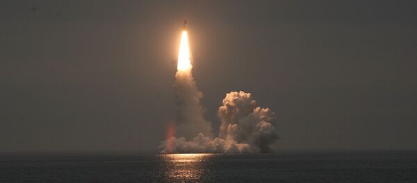 Launch of a Bulava SLBM - Sputnik Moldova-România