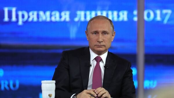 Прямая линия с президентом РФ Владимиром Путиным - Sputnik Moldova