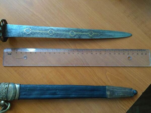 Средневековый кинжал - Sputnik Молдова