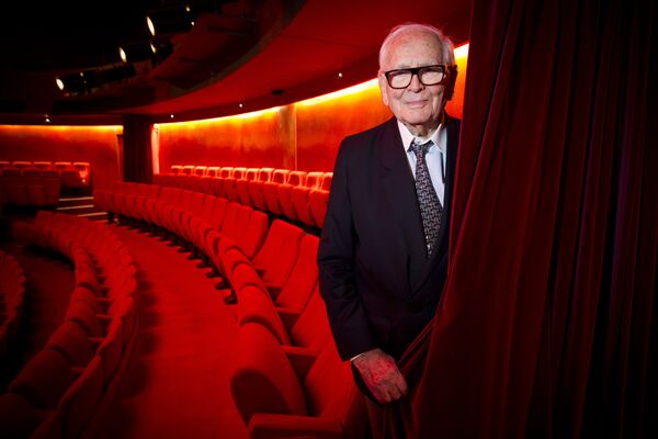 A murit celebrul creator de modă francez Pierre Cardin - FOTO A murit celebrul creator de modă francez Pierre Cardin - FOTO - Sputnik Moldova-România