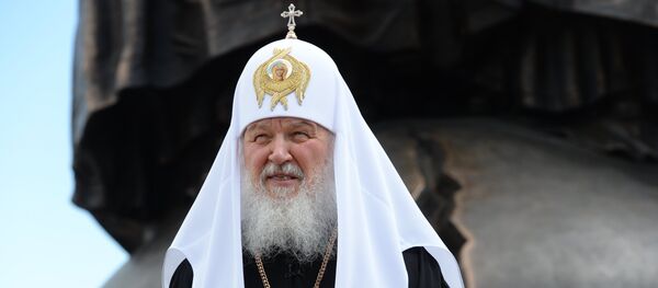 Освящение памятника Воссоединение у храма Христа Спасителя в Москве Освящение памятника Воссоединение у храма Христа Спасителя в Москве - Sputnik Молдова