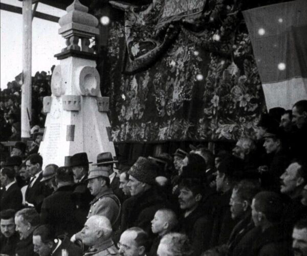 Памятник на стадионе Динамо, Кишинев - Sputnik Молдова