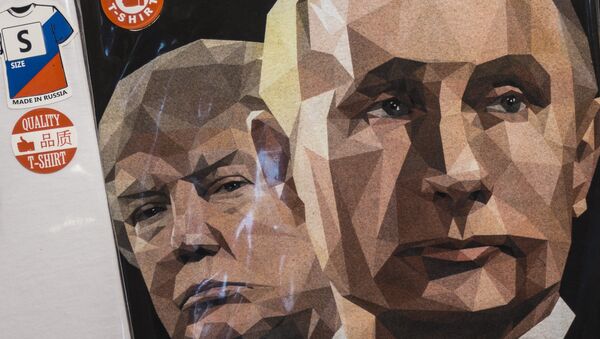 Tricou cu președintele SUA Donald Trump și președintele rus Vladimir Putin - Sputnik Moldova-România