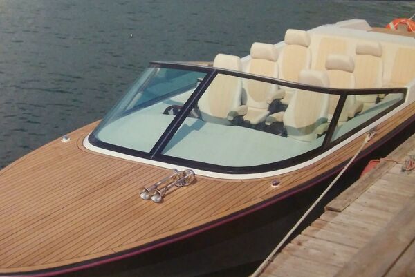 Russia's new modernized Dolphin-type boat Russia's new modernized Dolphin-type boat - Sputnik Moldova-România