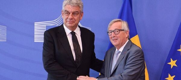 Mihai Tudose și Jean-Claude Juncker - Sputnik Moldova-România