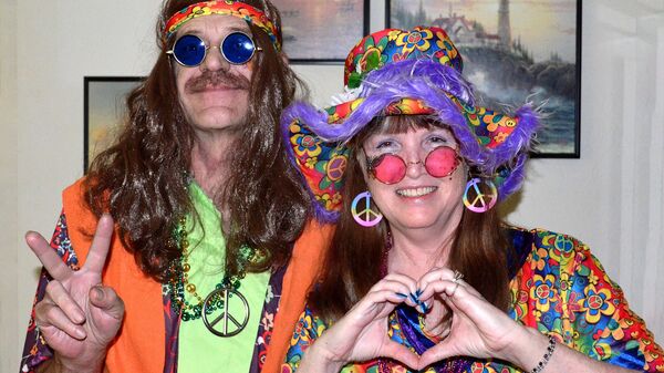 Костюмы хиппи - Sputnik Молдова