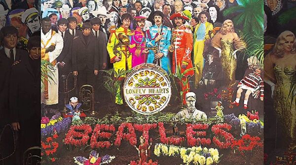 Битлз обложка диска Sgt. Pepper’s Lonely Hearts Club Band - Sputnik Молдова