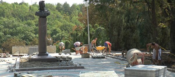 В Оргееве реставрируют один самых старых парков - Sputnik Молдова