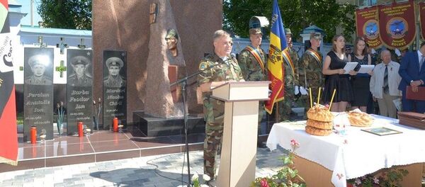 Открытие в Чимишлии памятника погибшим в Афганистане - Sputnik Молдова