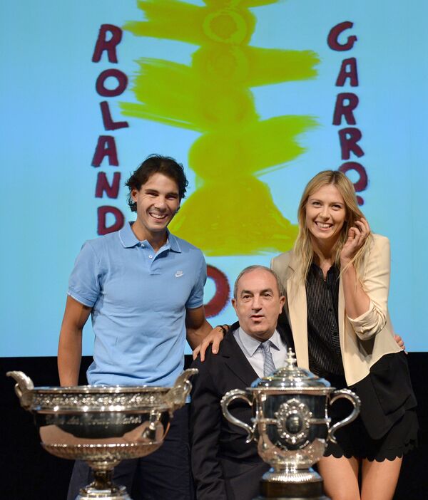 Теннисисты Рафаэль Надаль и Мария Шарапова с главой Федерации тенниса Франции Jean Gachassin - Sputnik Молдова