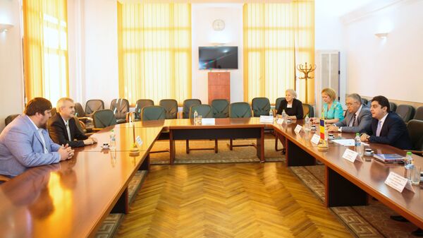 Vizita ambasadorului belarus Andrei Grinkevich la Iași - Sputnik Moldova-România