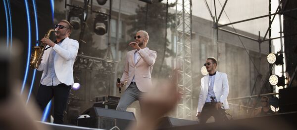 Группа SunStroke Project на выступлении, архивное фото. Группа SunStroke Project на выступлении, архивное фото. - Sputnik Молдова