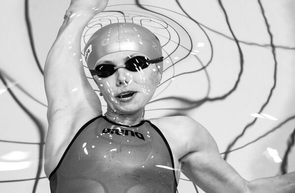 Работа фотографа Григория Сысоева Под водой, занявшая первое место в категории Спорт конкурса компании Nikon Я | В СЕРДЦЕ ИЗОБРАЖЕНИЯ - Sputnik Молдова