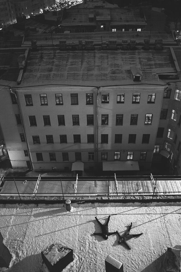 Работа фотографа Омара Шакшака На последнем этаже, занявшая первое место в категории Люди. Любители на ежегодном фотоконкурсе компании Nikon Я | В СЕРДЦЕ ИЗОБРАЖЕНИЯ - Sputnik Молдова
