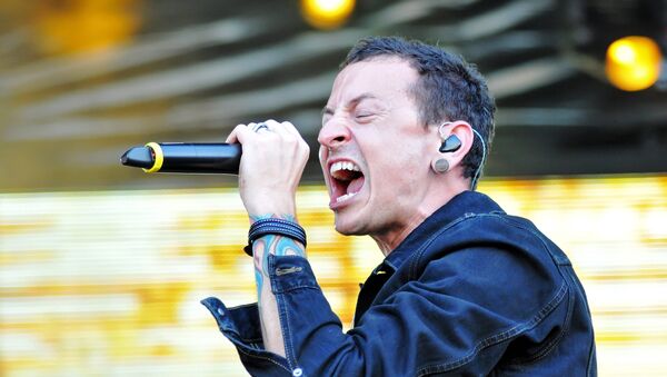 Вокалист группы Linkin Park Честер Беннингтон - Sputnik Молдова