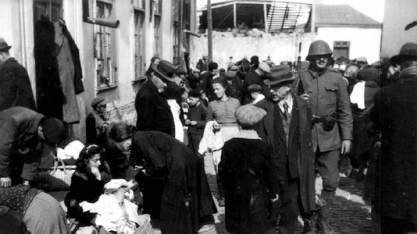 На рынке еврейского гетто Кишинёва, 1941 год - Sputnik Молдова