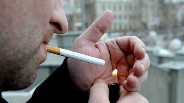 Курение в общественных местах Fumatul în locuri publice - Sputnik Moldova-România