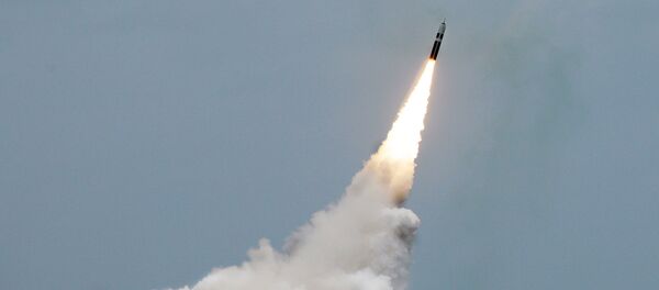 ATLANTIC OCEAN (August 31, 2016) An unarmed Trident II D5 missile launches from the Ohio-class fleet ballistic-missile submarine USS Maryland (SSBN 738) off the coast of Florida. The test launch was part of the U.S. Navy Strategic Systems Programs demonstration and shakedown operation certification process - Sputnik Moldova-România