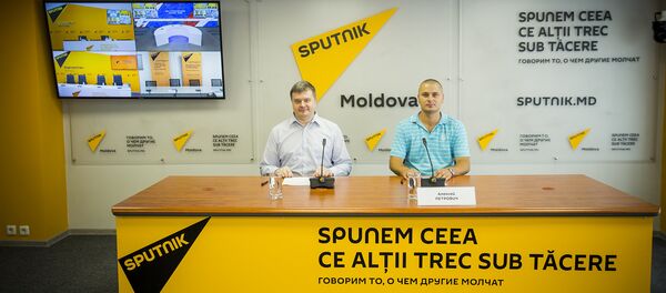 Евгений Паскарь и Алексей Петрович Евгений Паскарь и Алексей Петрович - Sputnik Молдова