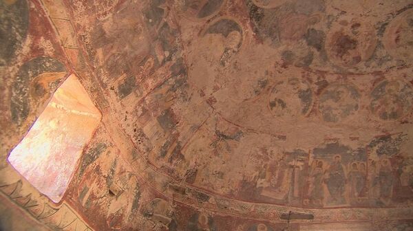 Реставрация старинной церкви в Каушанах продолжается и во время эпидемии - Sputnik Молдова