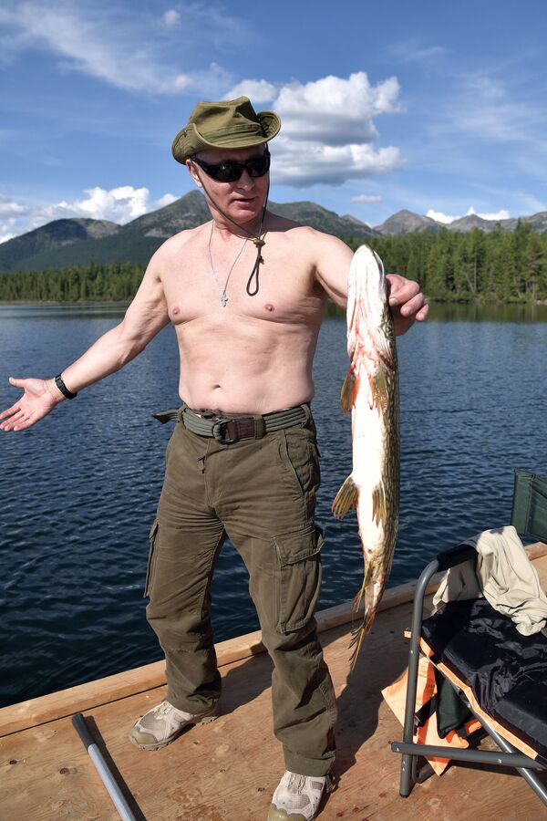 Президент РФ В. Путин провел отпуск в Республике Тыва Президент РФ В. Путин провел отпуск в Республике Тыва - Sputnik Moldova-România