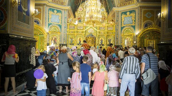 Biserică ortodoxă, slujbă, enoriași, valori, tradiție - Sputnik Moldova
