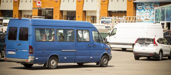 Общественный транспорт Общественный транспорт - Sputnik Moldova